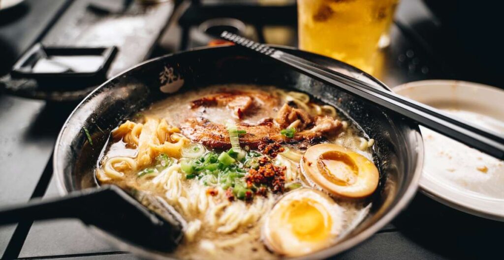 เคล็ดลับการทำ ราเมน ต้นตำรับที่บ้านโดยไม่ต้องยุ่งยาก